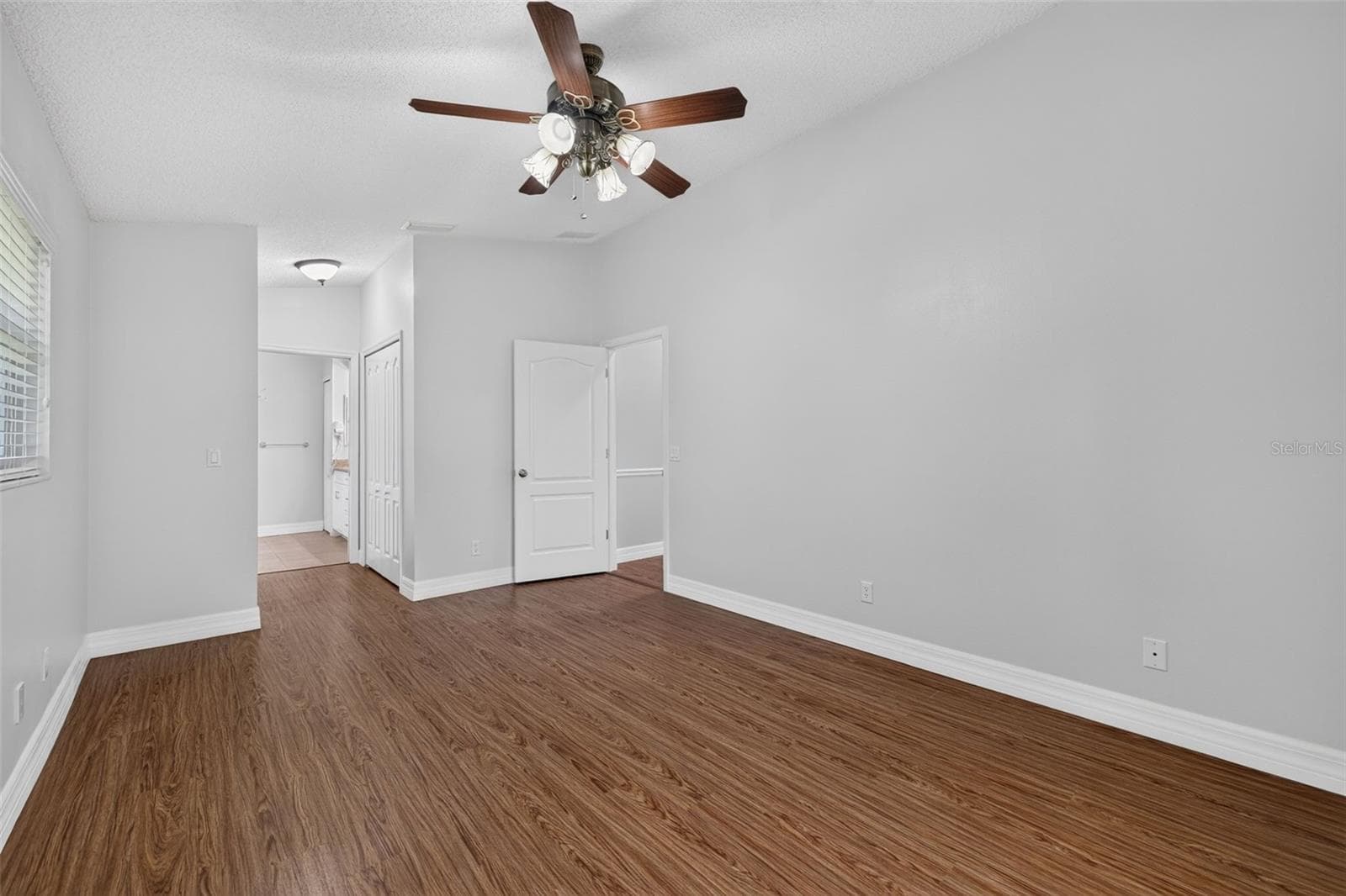 Primary Bedroom with Ensuite Bath - 4431 FERN DR, BRADENTON