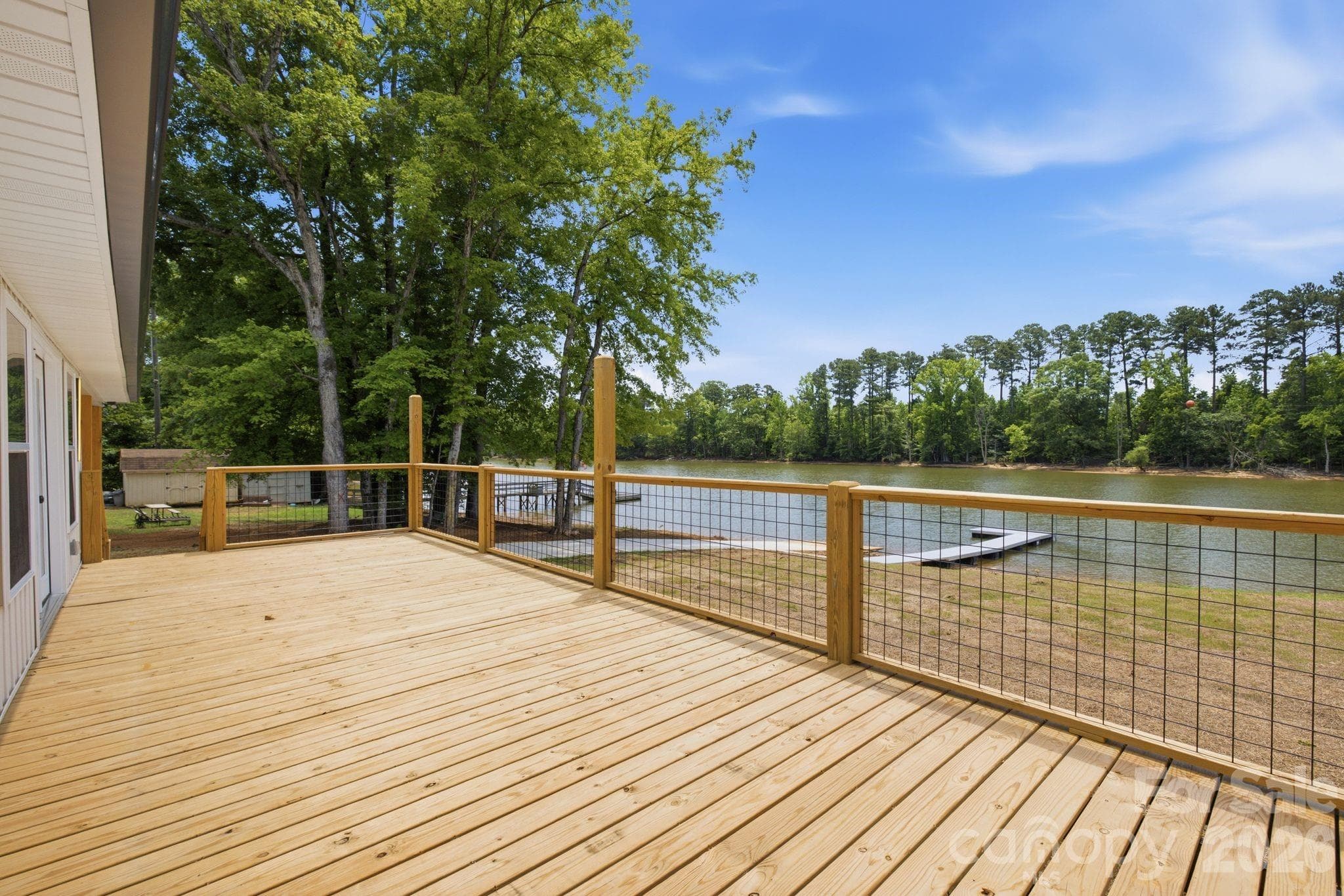 Amazing views from deck of the lake - 2516 Riverview Road, Lexington