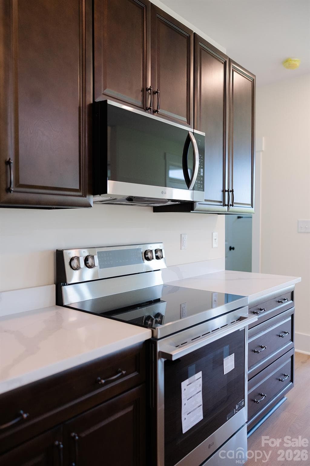 Single Family Residence at York, photo 9 of 38