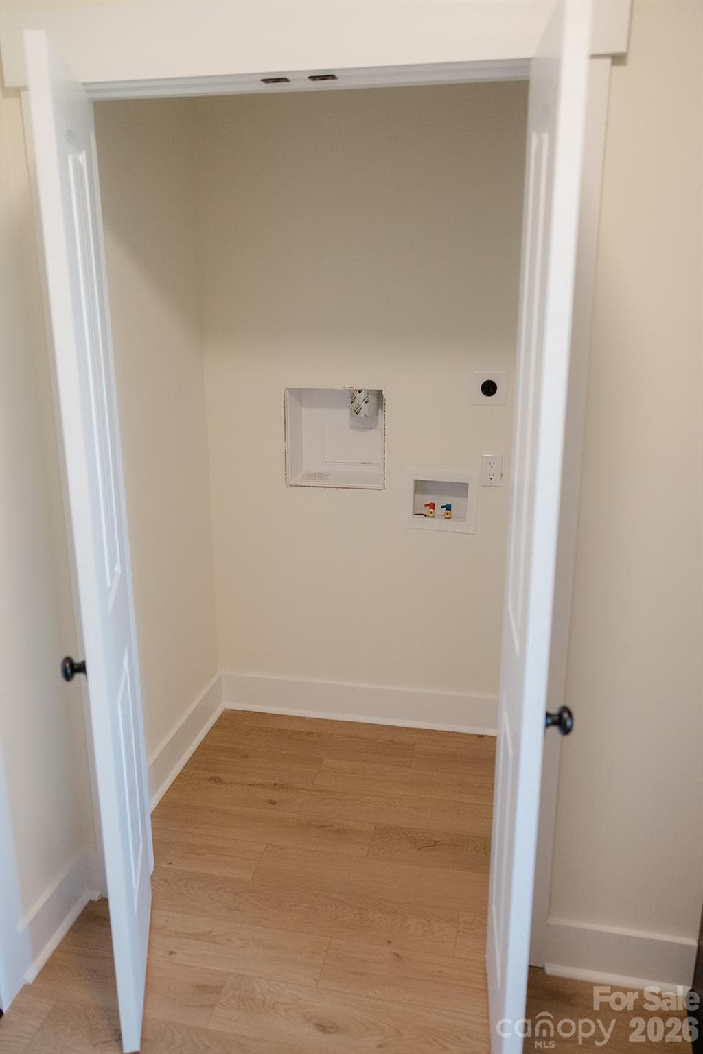 Single Family Residence at York, photo 17 of 38