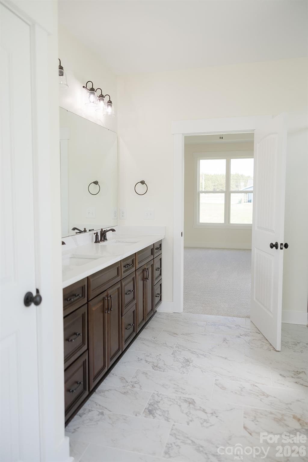 Single Family Residence at York, photo 31 of 38