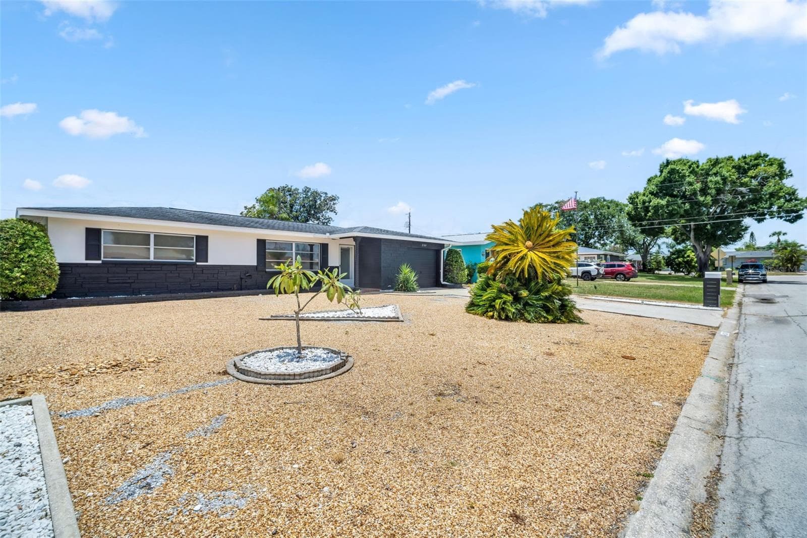 Single Family Residence at 2301 WHITMAN ST, CLEARWATER, photo 15 of 31