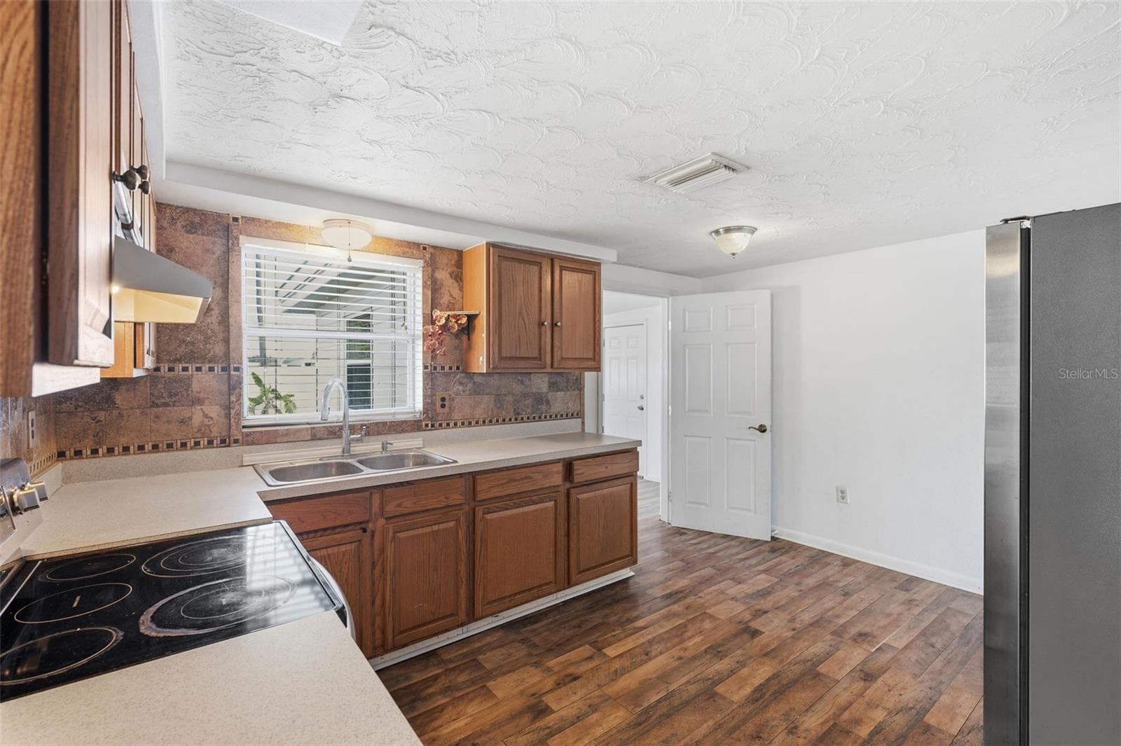 Single Family Residence at 5753 1ST AVE, NEW PORT RICHEY, photo 9 of 53