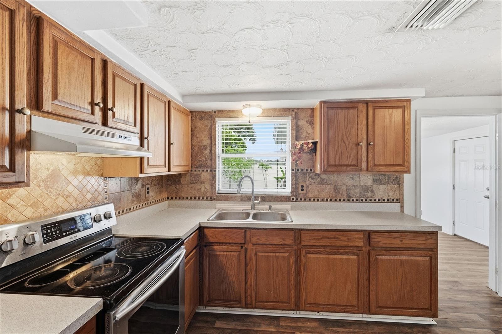 Single Family Residence at 5753 1ST AVE, NEW PORT RICHEY, photo 11 of 53