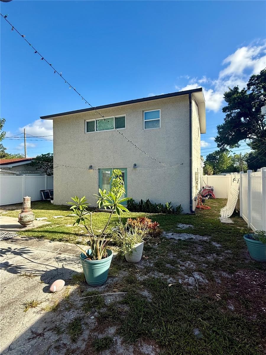Single Family Residence at 2623 14TH AVE N, ST PETERSBURG, photo 4 of 34