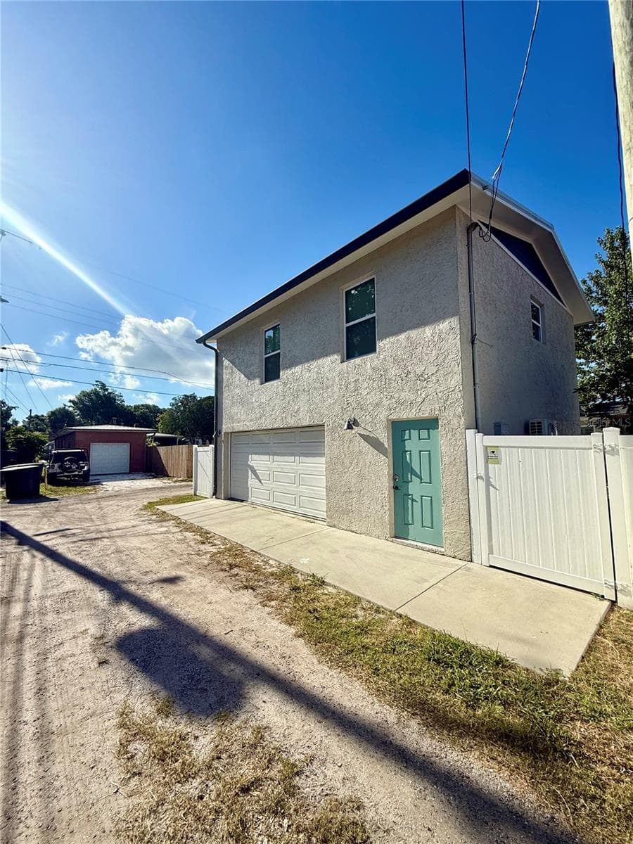 Single Family Residence at 2623 14TH AVE N, ST PETERSBURG, photo 5 of 34