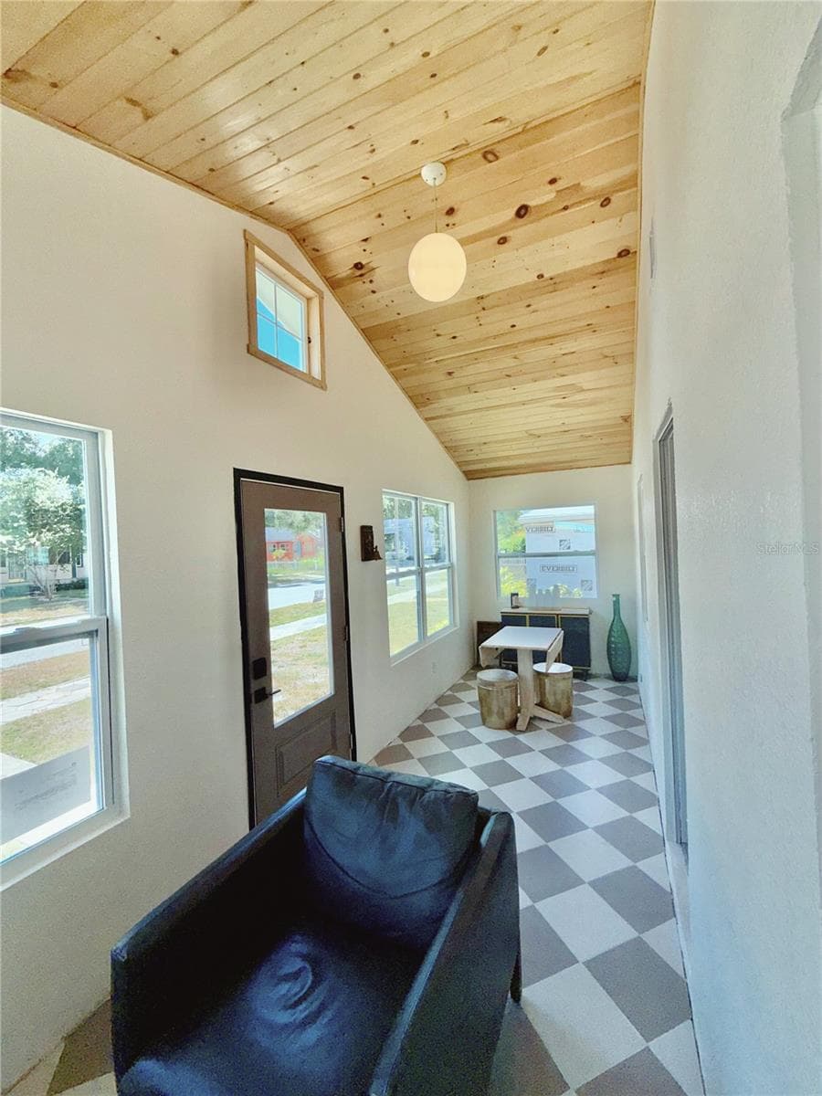 Single Family Residence at 2623 14TH AVE N, ST PETERSBURG, photo 15 of 34