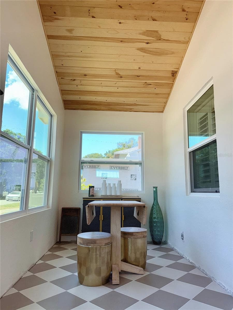 Single Family Residence at 2623 14TH AVE N, ST PETERSBURG, photo 19 of 34