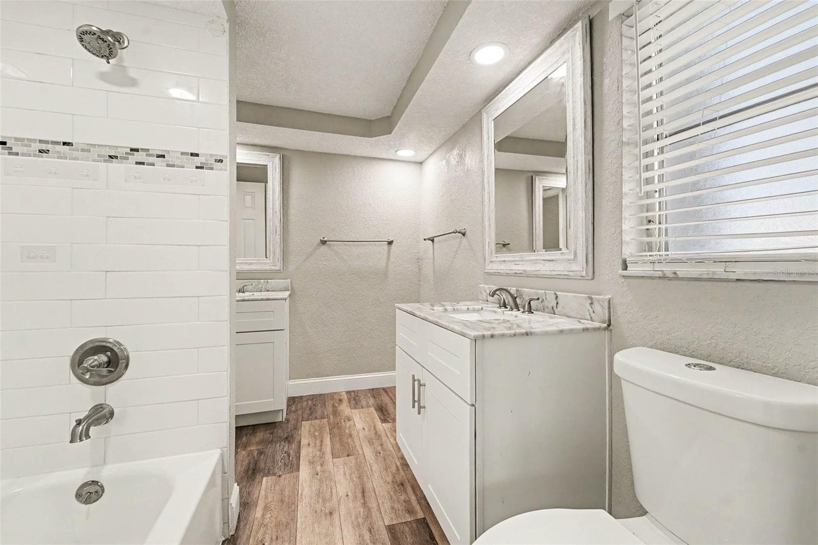 Single Family Residence at 3207 SALISBURY DR, HOLIDAY, photo 15 of 20