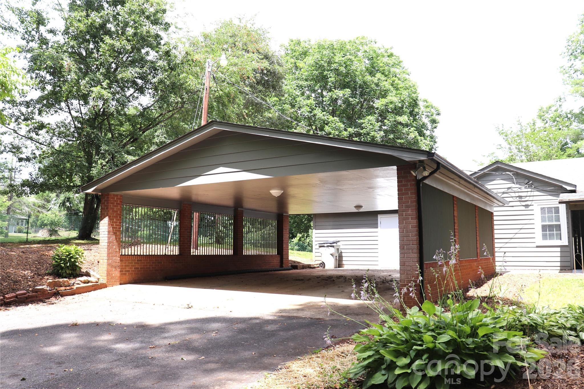 Single Family Residence at Lenoir, photo 6 of 48