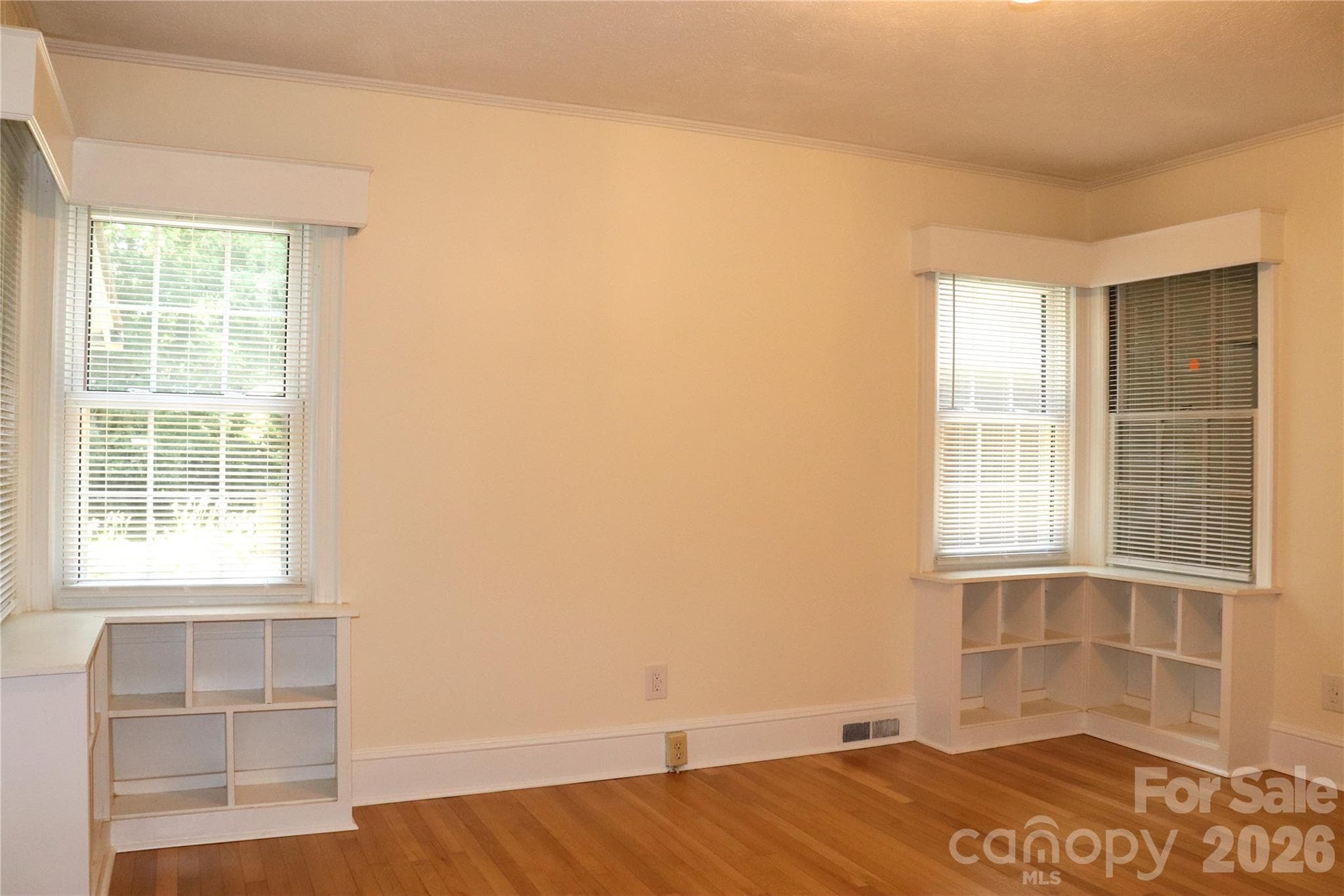 Single Family Residence at 415 High Circle NW, Lenoir, photo 38 of 48