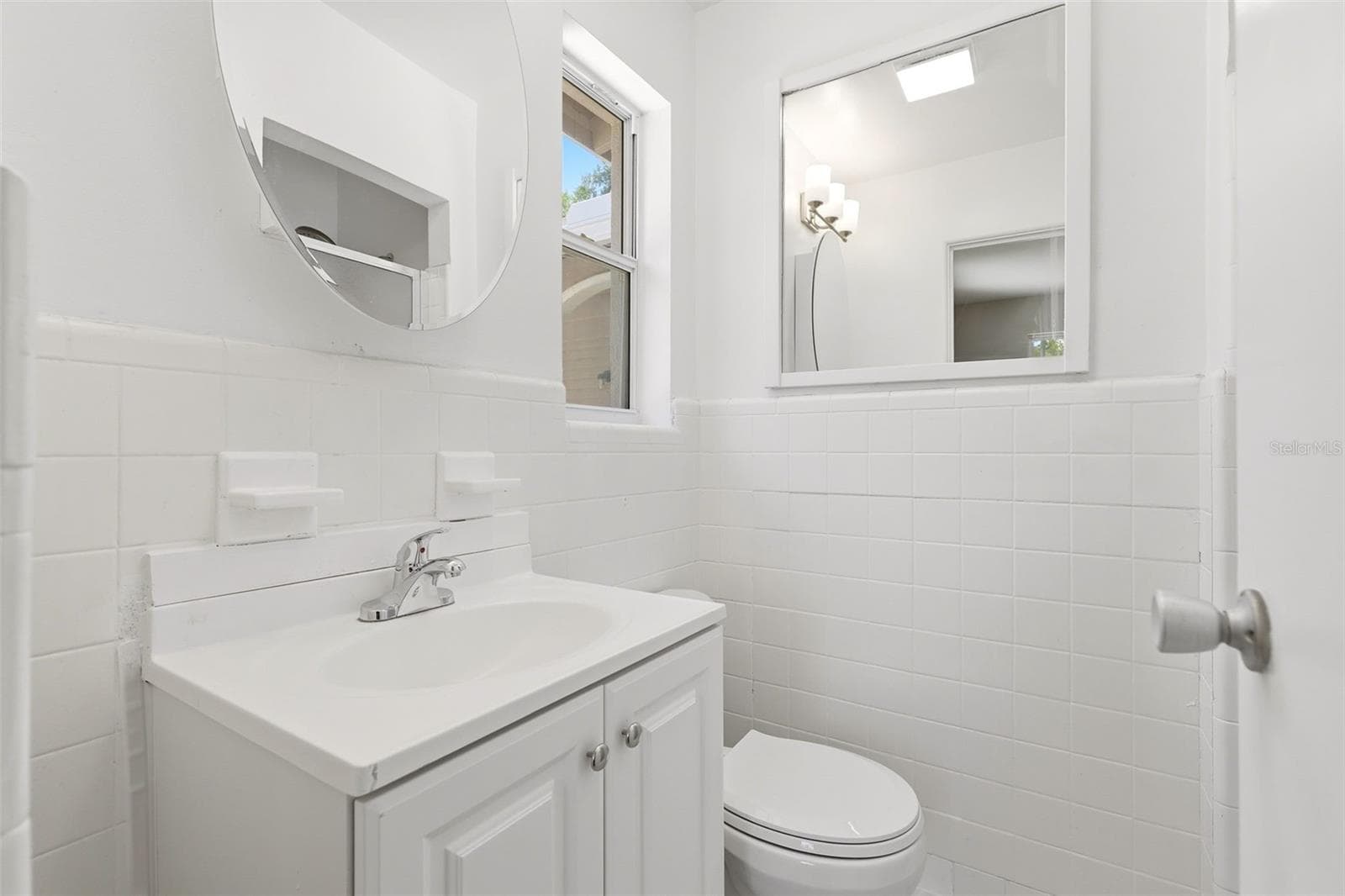 Single Family Residence at 511 OXFORD CT, ORLANDO, photo 19 of 31