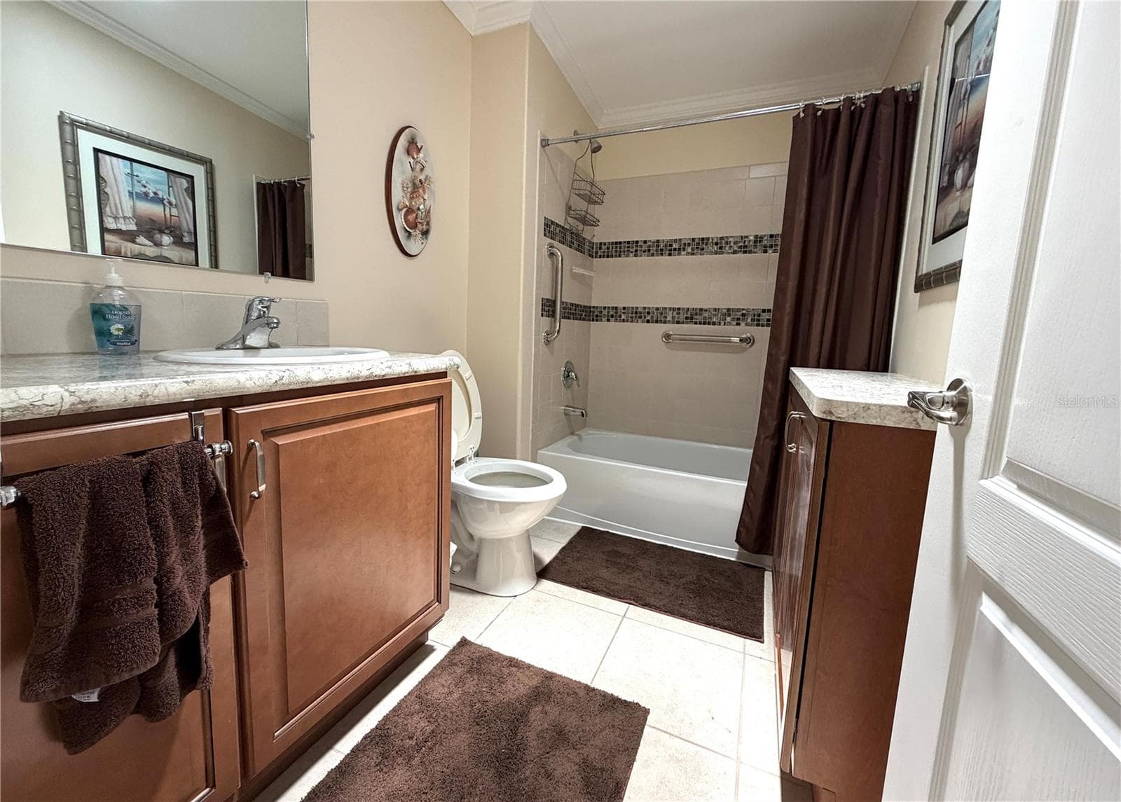 2nd Bath - 602 CAREFREE, VENICE