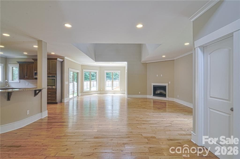 Single Family Residence at 10136 Fairlea Drive, Charlotte, photo 6 of 24