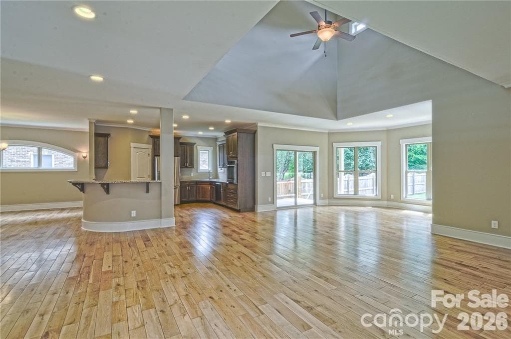 Single Family Residence at 10136 Fairlea Drive, Charlotte, photo 9 of 24