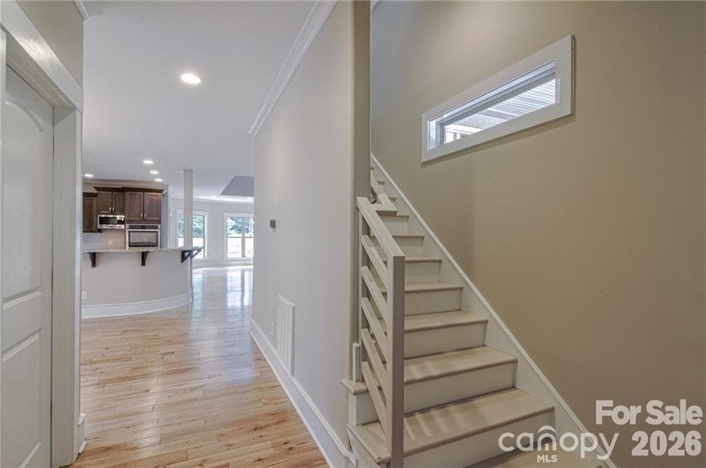 Single Family Residence at 10136 Fairlea Drive, Charlotte, photo 15 of 24