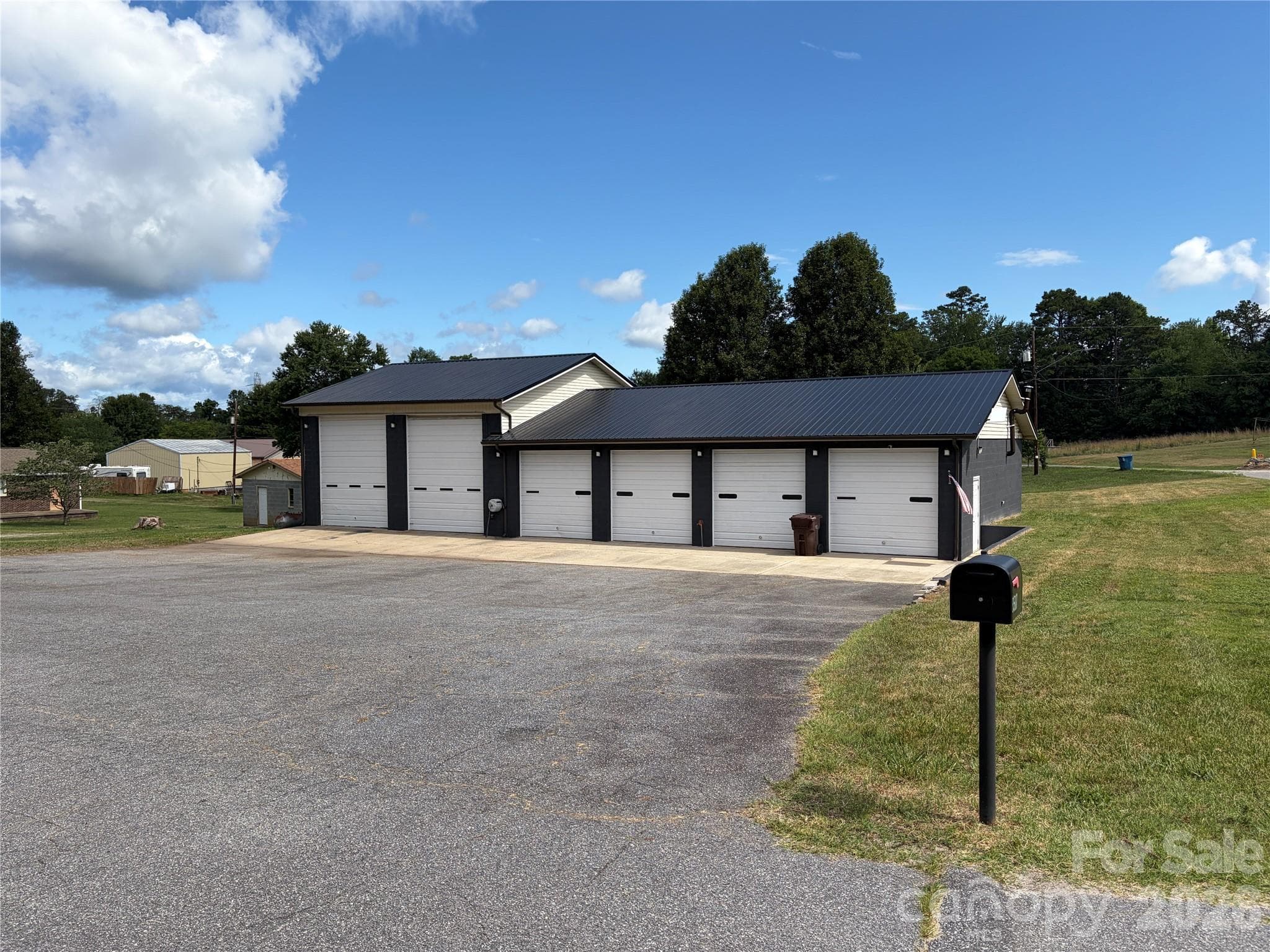 N/A at 8587 Sparrow Trail, Connelly Springs, photo 2 of 18