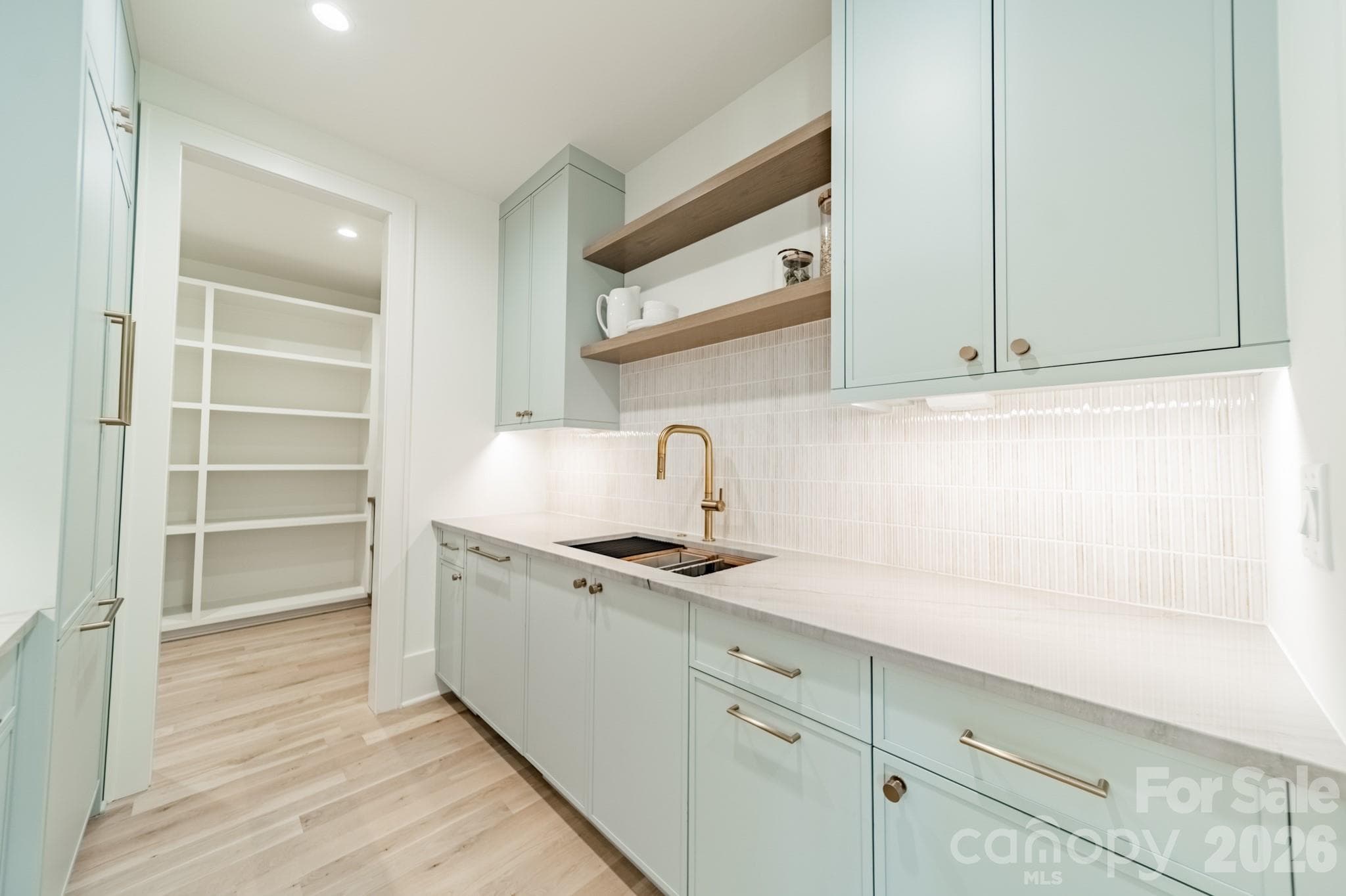 Single Family Residence at 8022 Litaker Manor Court, Charlotte, photo 18 of 48