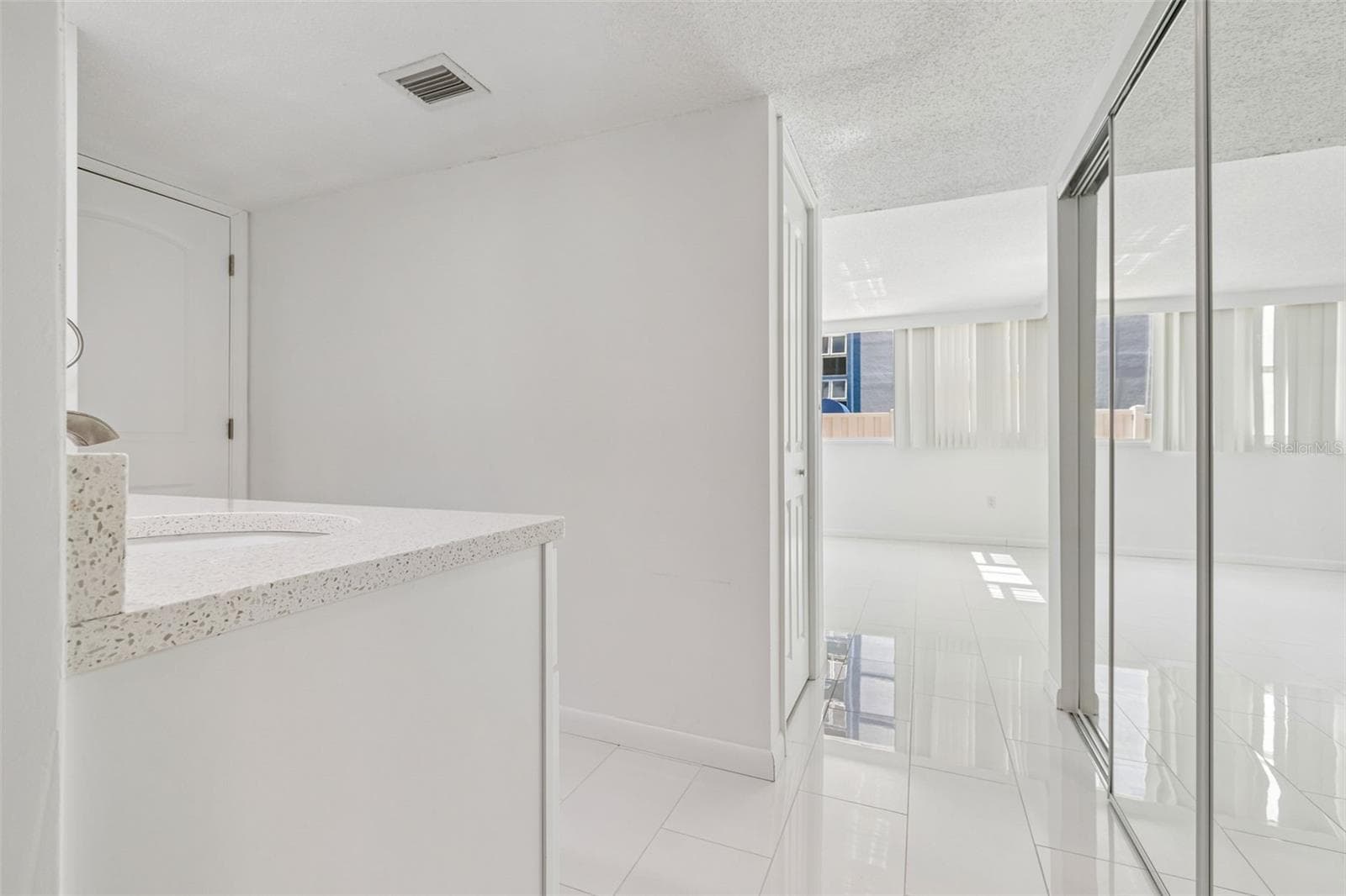 Condominium at 450 TREASURE ISLAND CSWY #106, TREASURE ISLAND, photo 23 of 49