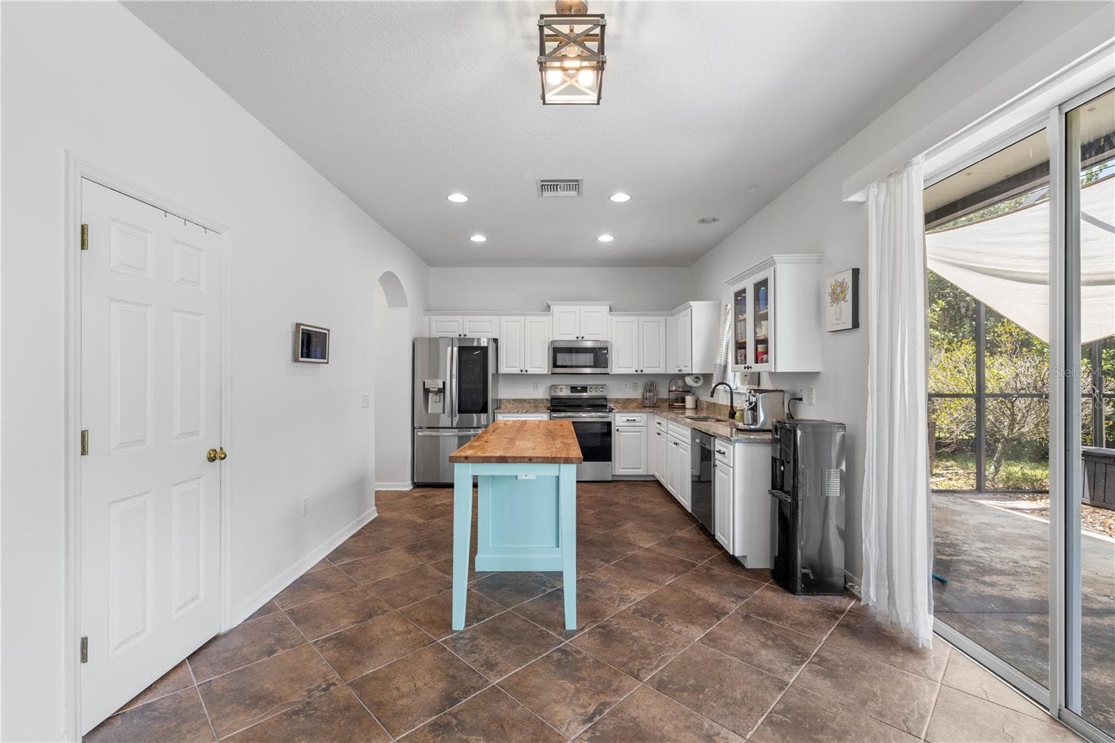 Single Family Residence at 6053 EVERLASTING PL, LAND O LAKES, photo 14 of 70