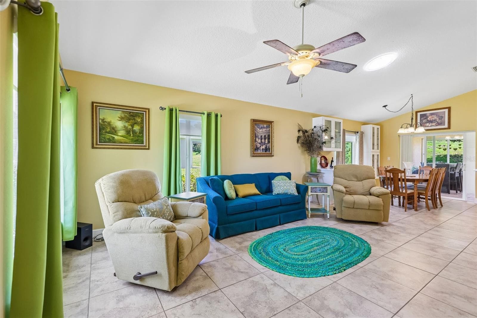 Single Family Residence at 76 FAIRWAY CIR, UMATILLA, photo 12 of 36