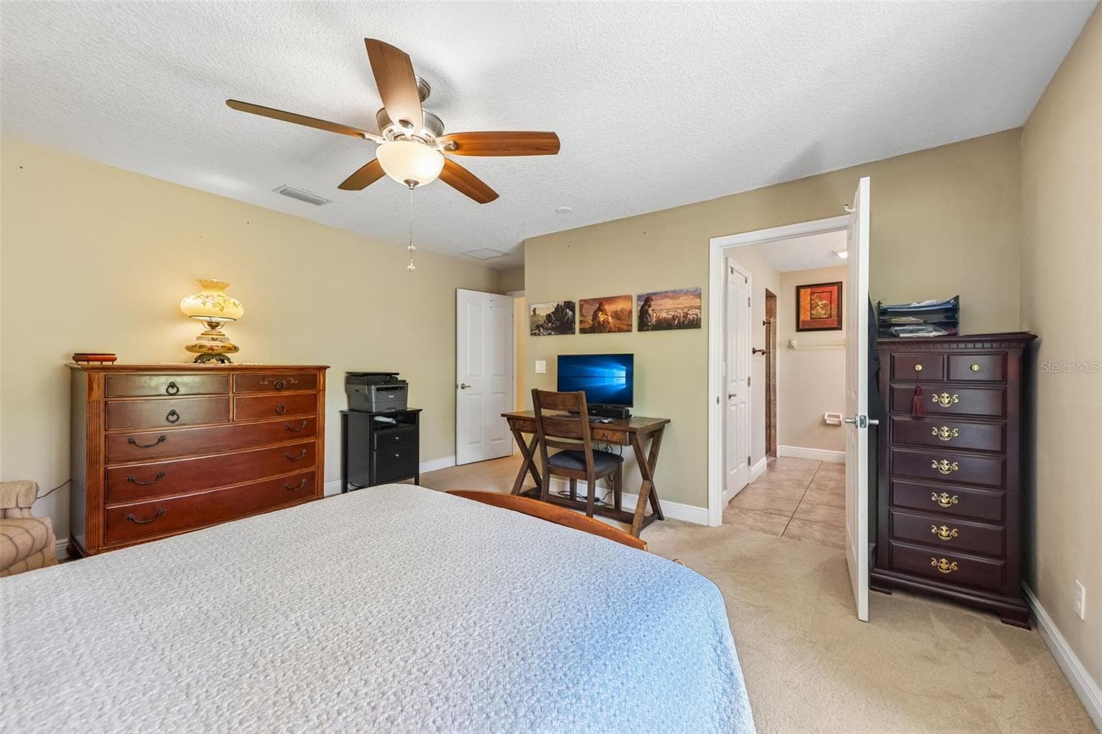 Single Family Residence at 76 FAIRWAY CIR, UMATILLA, photo 26 of 36