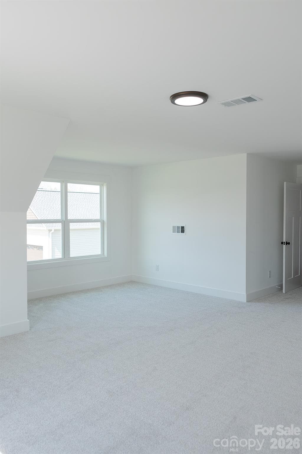 Single Family Residence at 573 Hopes Corner Drive, York, photo 21 of 35