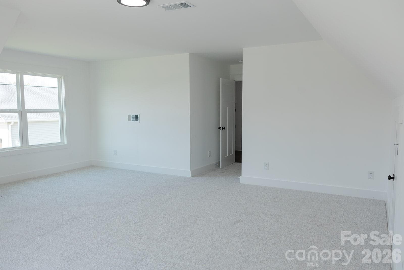 Single Family Residence at 573 Hopes Corner Drive, York, photo 22 of 35