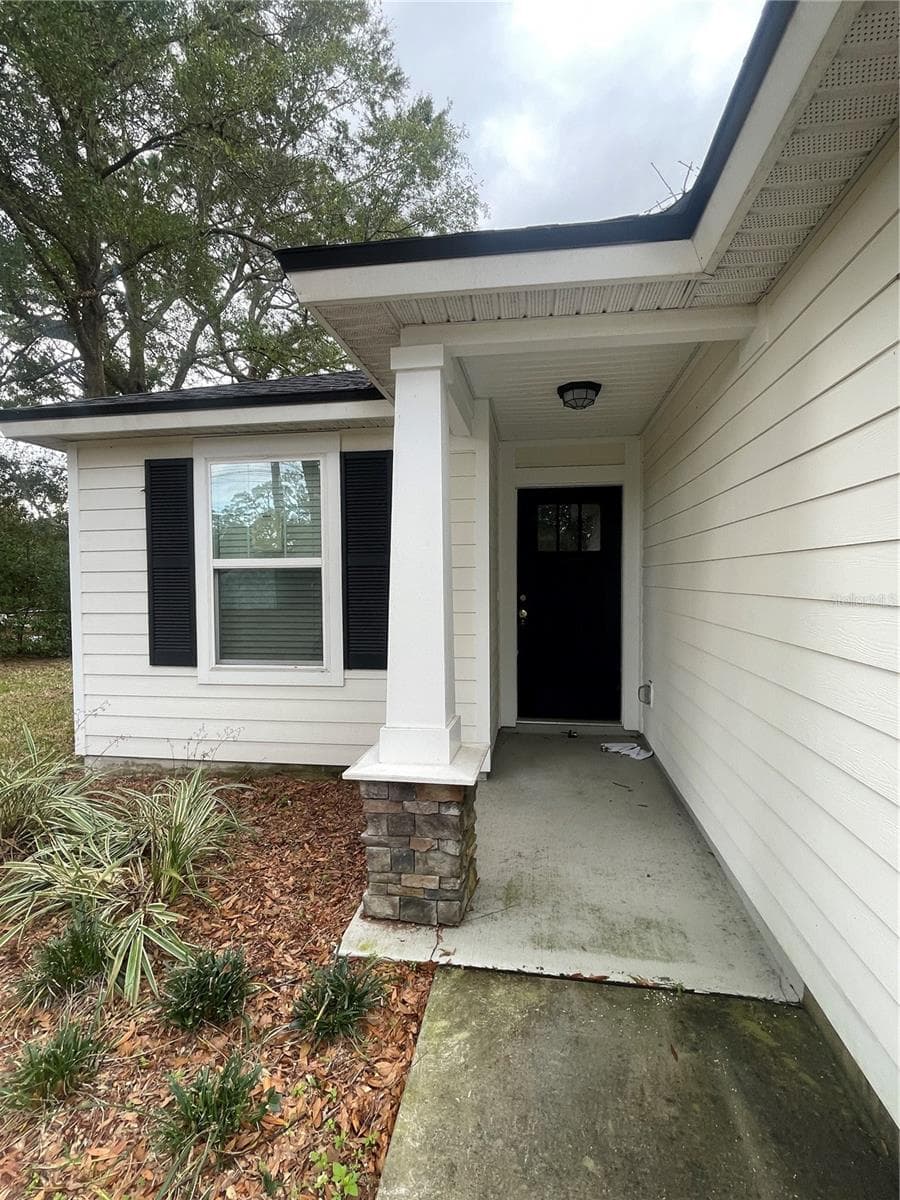 Single Family Residence at 11444 HALL BLVD, JACKSONVILLE, photo 4 of 12