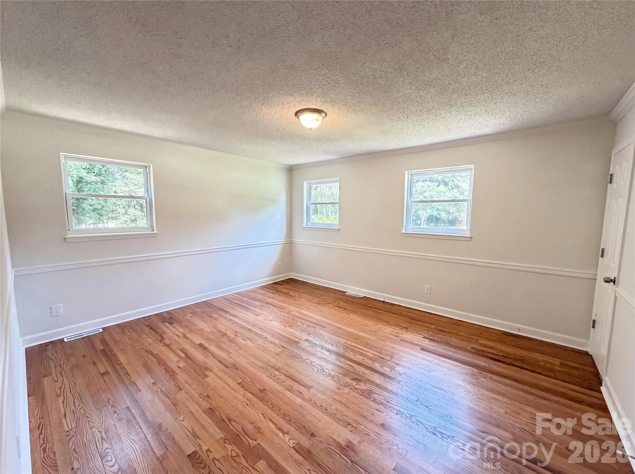 Single Family Residence at 11932 Idlewild Road, Matthews, photo 10 of 19