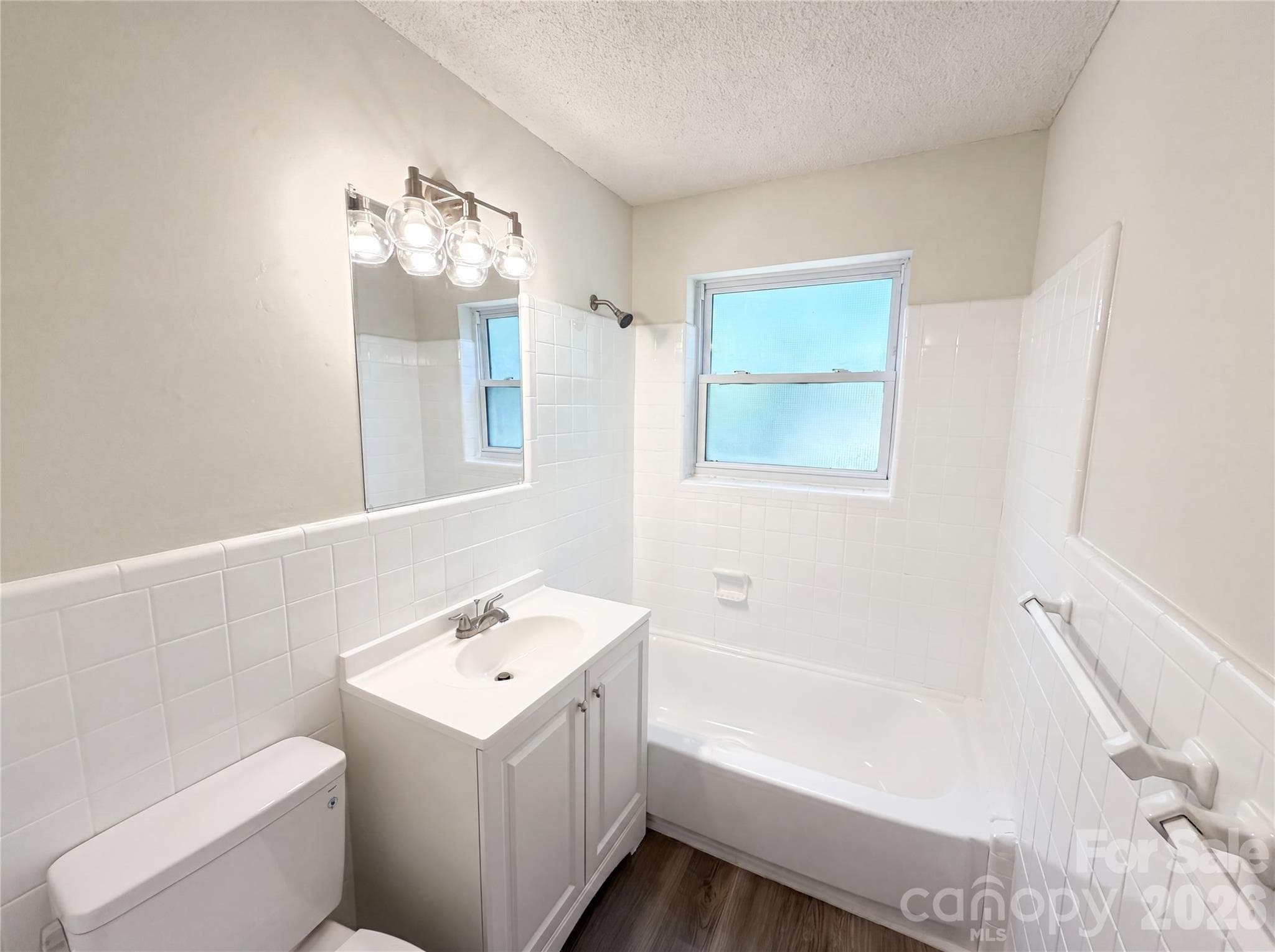 Single Family Residence at 11932 Idlewild Road, Matthews, photo 14 of 19