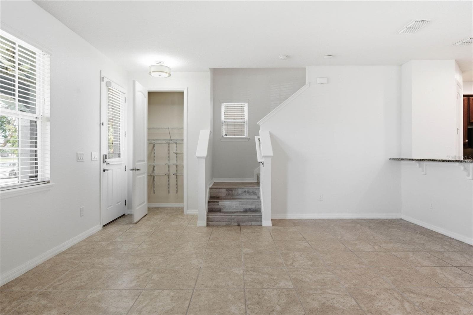 Single Family Residence at 13786 SUMMER HARBOR CT, WINDERMERE, photo 16 of 72