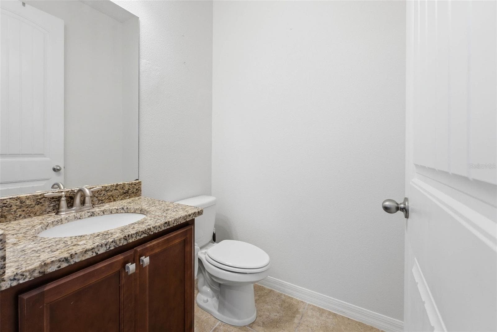 Single Family Residence at 13786 SUMMER HARBOR CT, WINDERMERE, photo 19 of 72