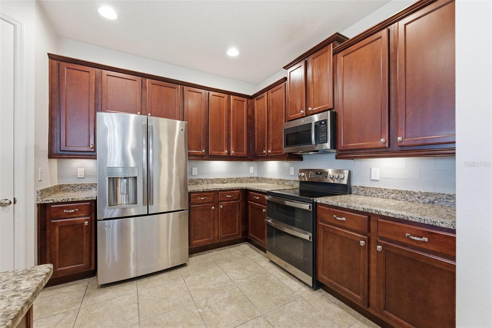 Single Family Residence at 13786 SUMMER HARBOR CT, WINDERMERE, photo 24 of 72