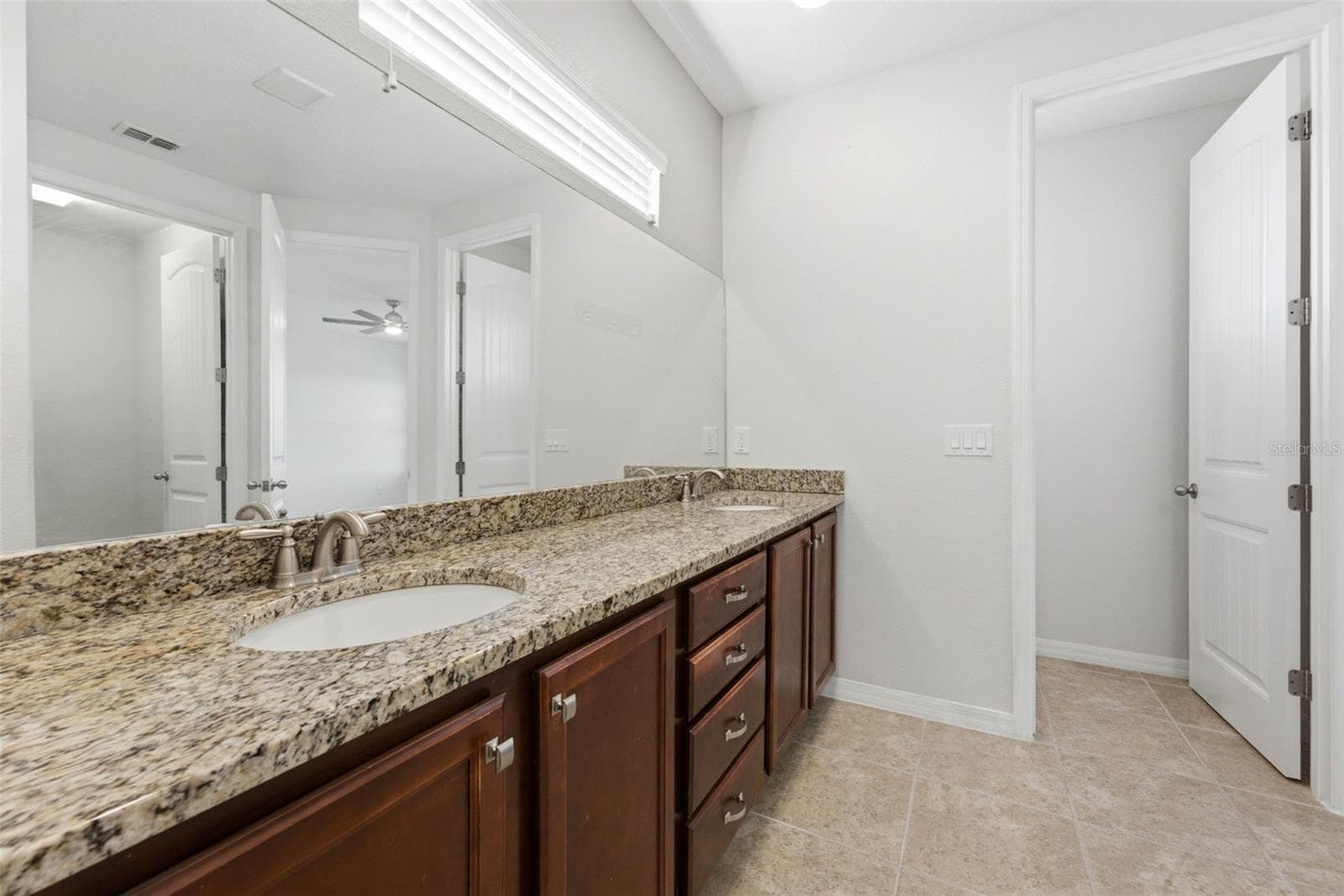 Single Family Residence at 13786 SUMMER HARBOR CT, WINDERMERE, photo 50 of 72