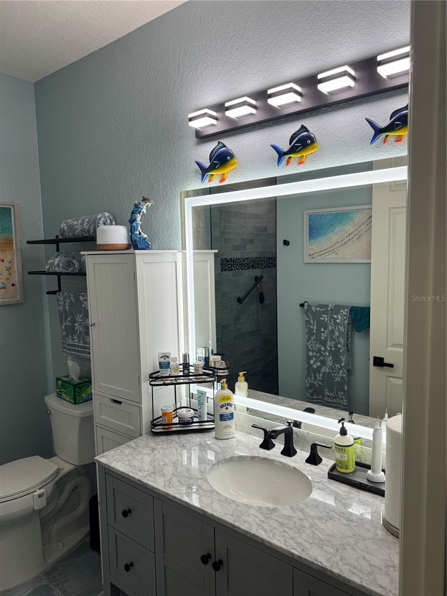 Single Family Residence at 408 TORTUGA DR, NOKOMIS, photo 9 of 11