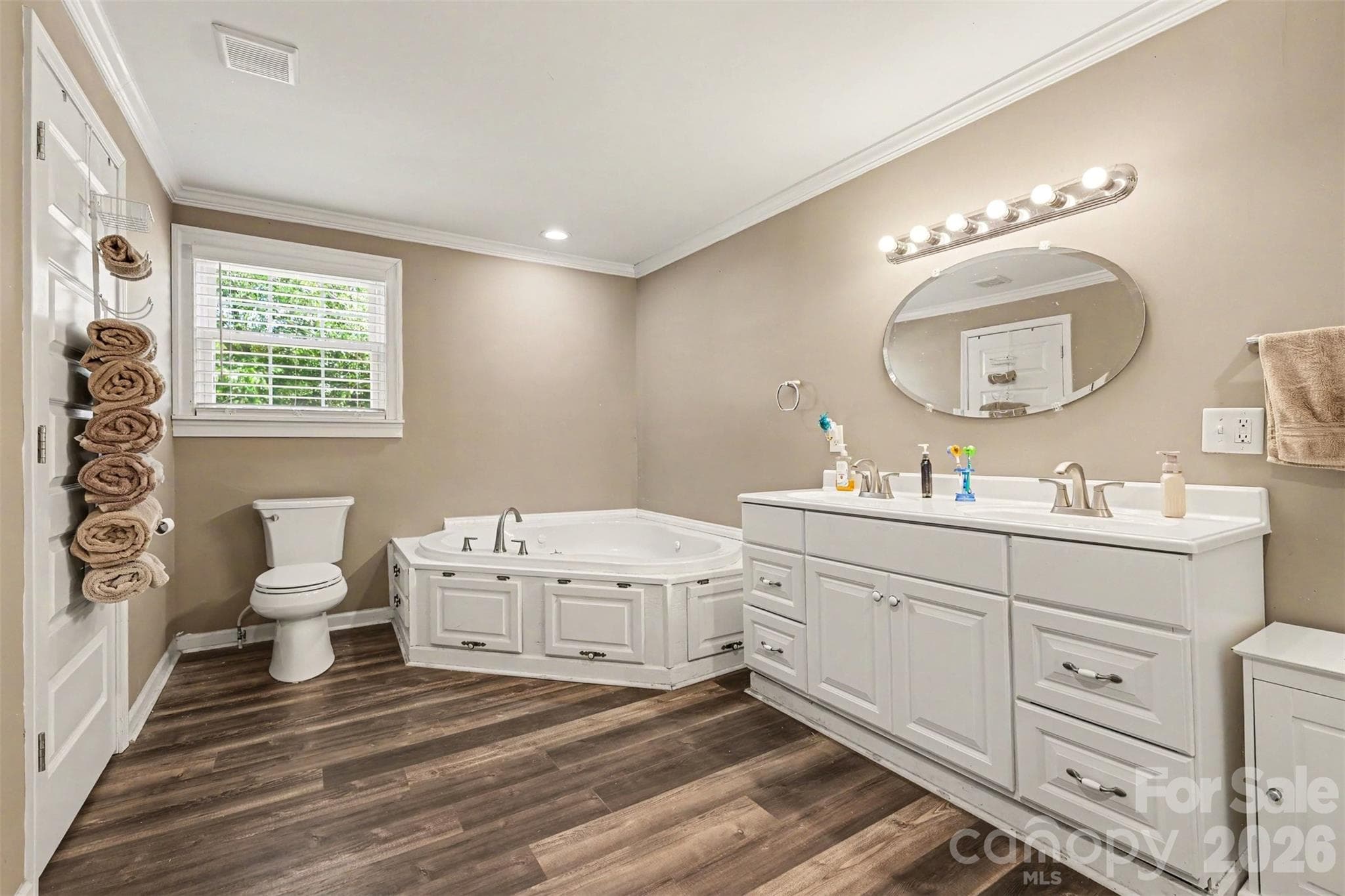 Single Family Residence at Rock Hill, photo 2 of 26