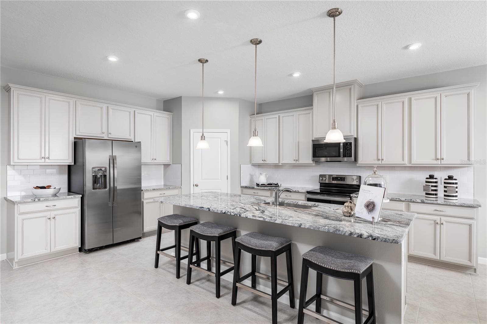 Single Family Residence at 11062 NELLIE CROSSING CIR, CLERMONT, photo 5 of 19