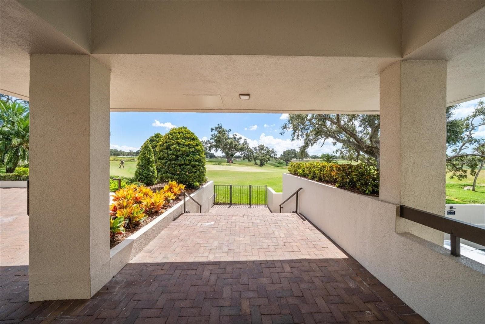 Condominium at 4 BELLEVIEW BLVD #106, BELLEAIR, photo 49 of 71