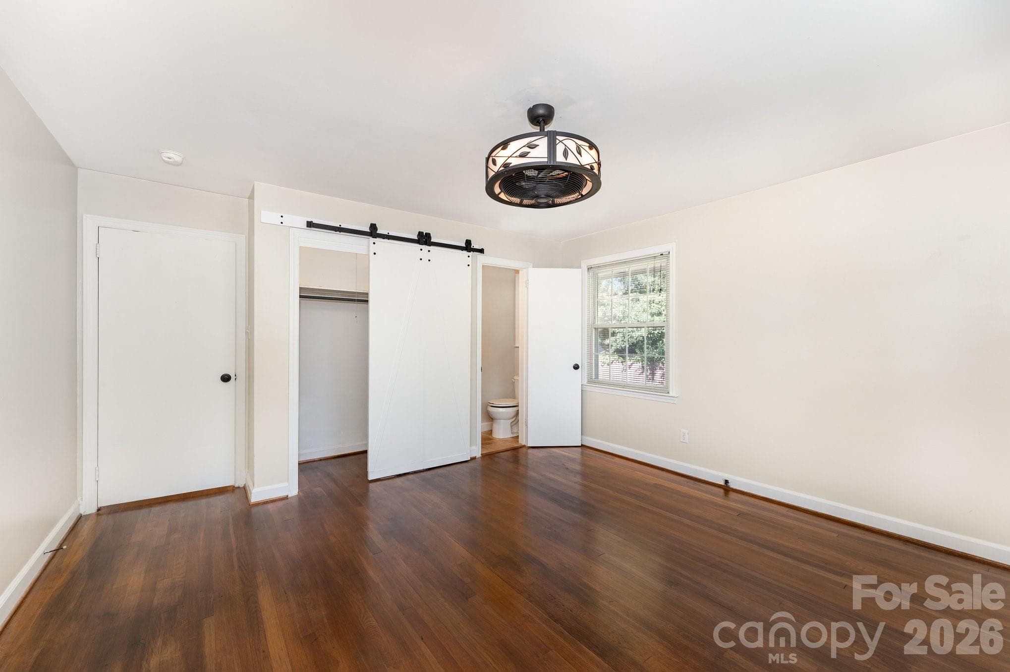 Single Family Residence at Winston Salem, photo 4 of 12