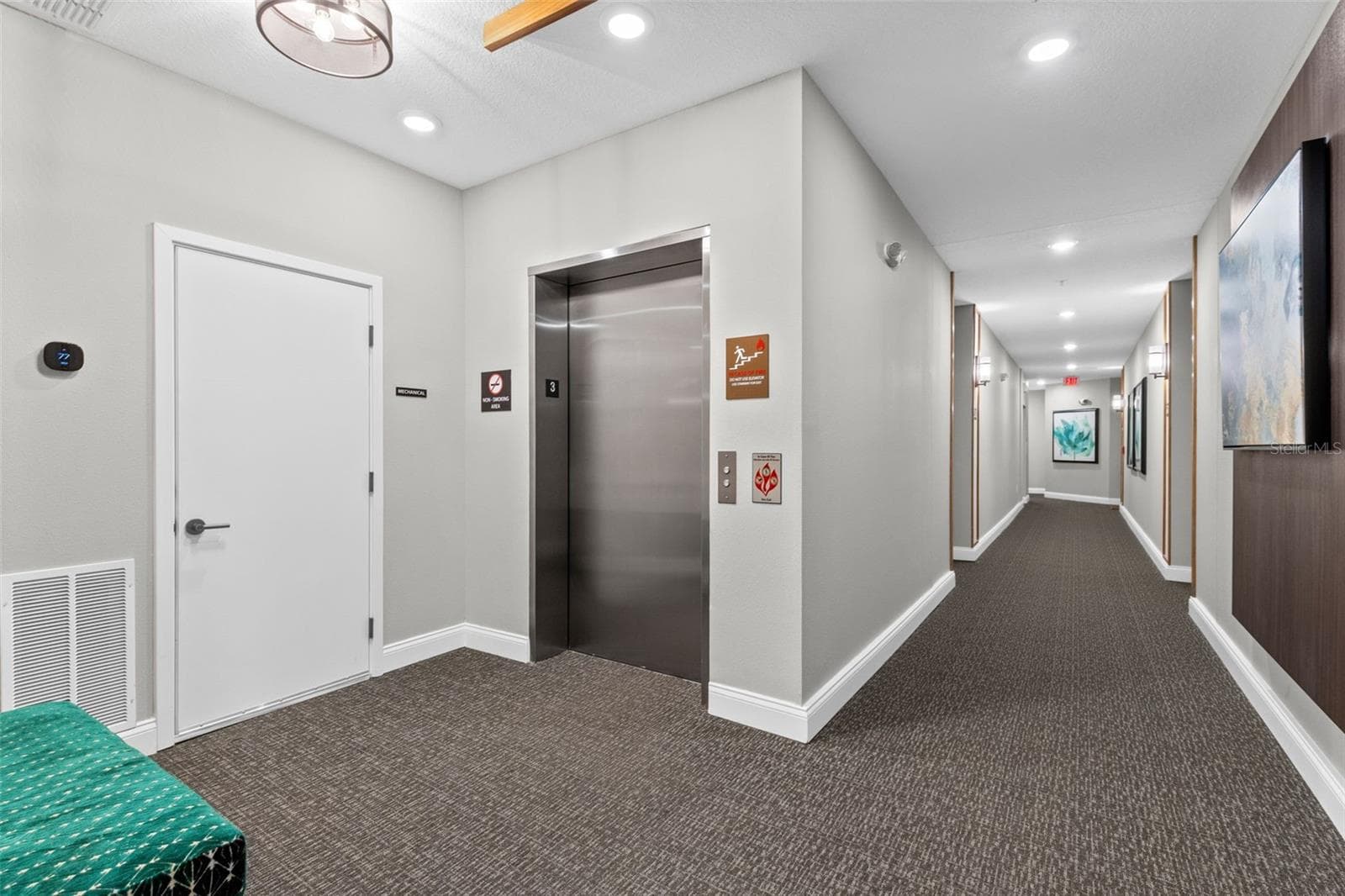 Condominium at 7521 LAUREATE BLVD #5307, ORLANDO, photo 33 of 39