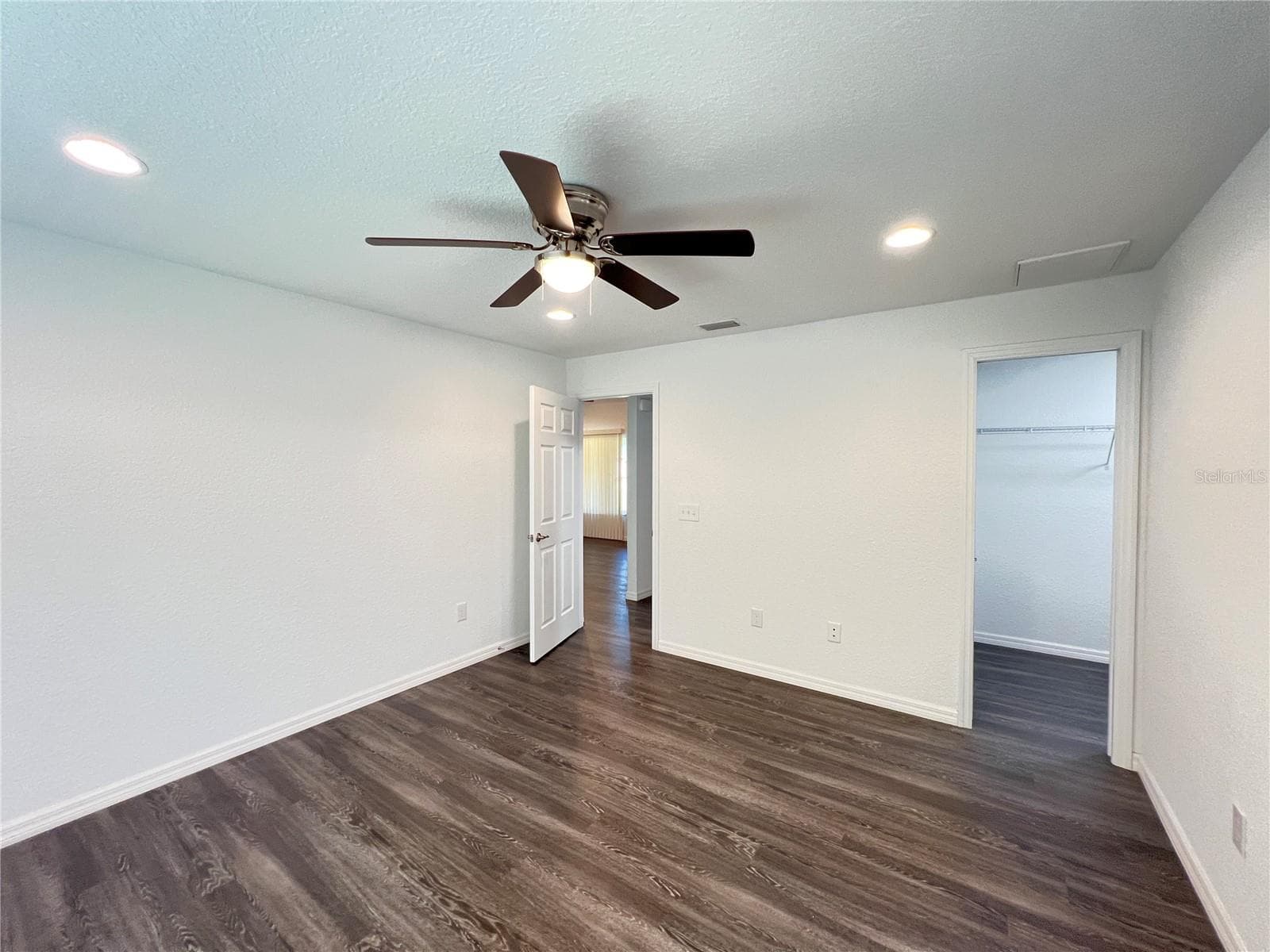 Single Family Residence at 190 FISHER WAY, OCKLAWAHA, photo 12 of 24