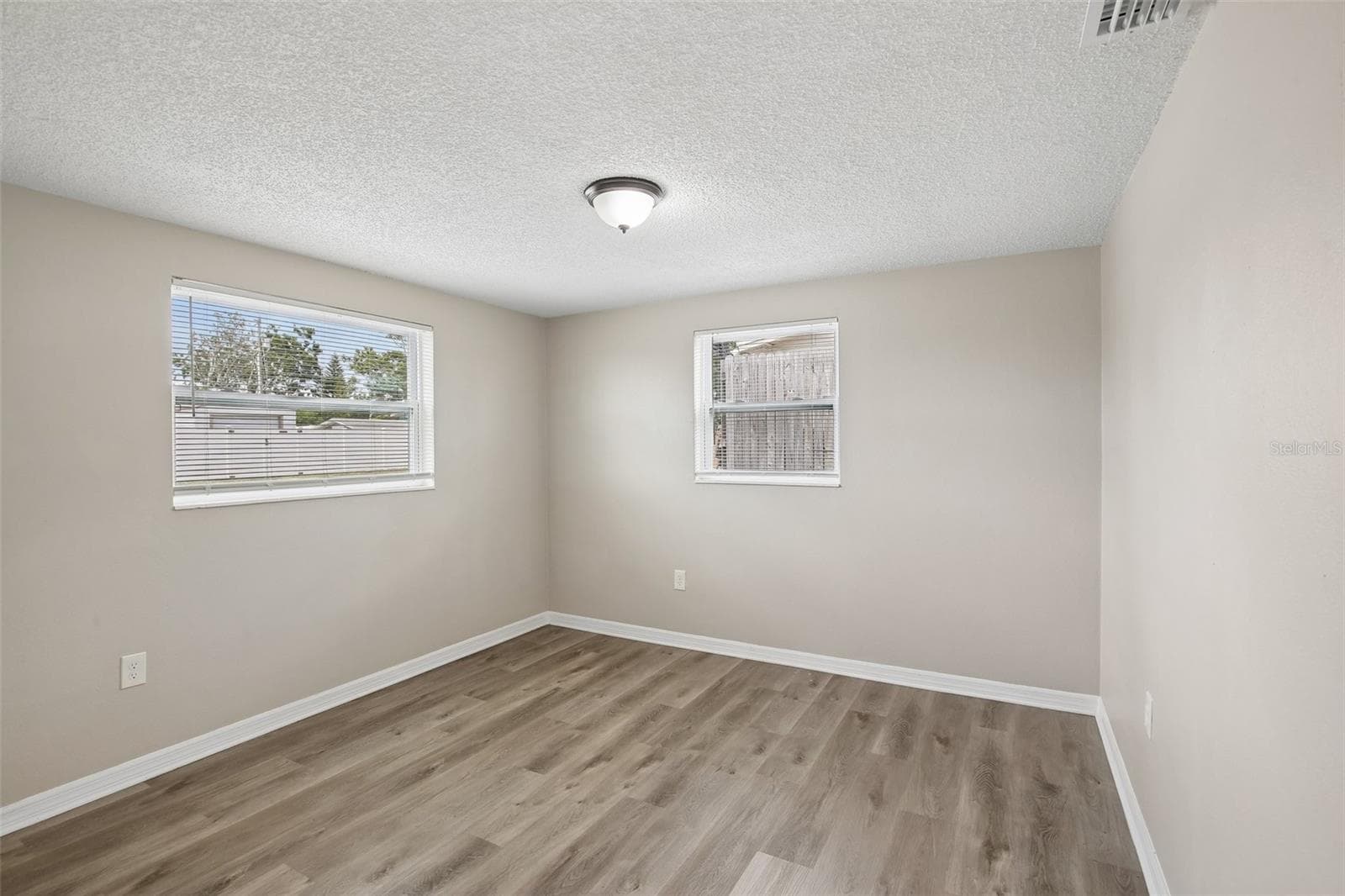 Single Family Residence at 4922 PANORAMA AVE, HOLIDAY, photo 12 of 31