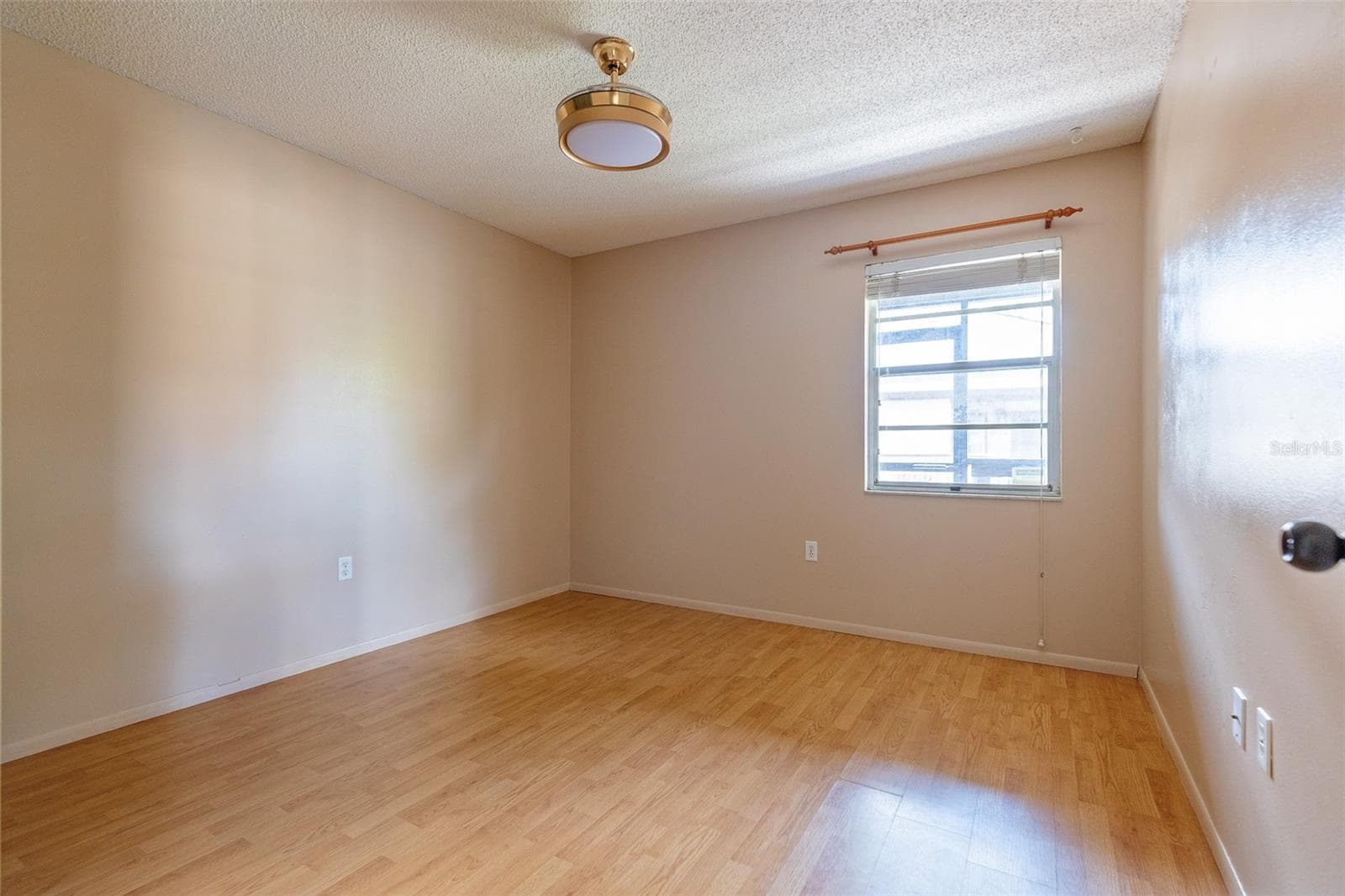 Condominium at 3774 59TH AVE W #3774, BRADENTON, photo 10 of 22