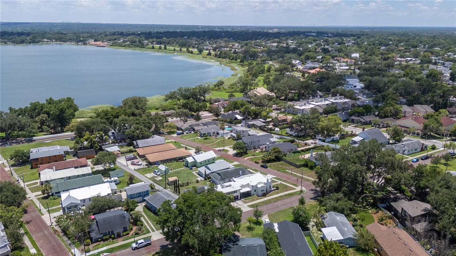 Proximity to Lake Hollingsworth - 1102 MELTON AVE, LAKELAND