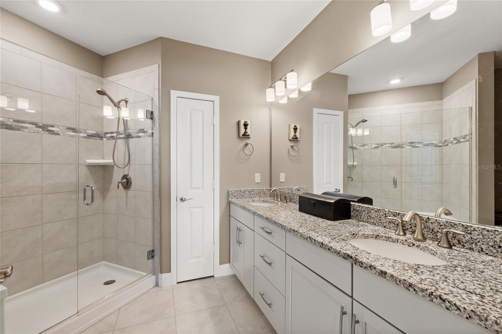 Condominium at 7505 LAUREATE BLVD #2206, ORLANDO, photo 10 of 28