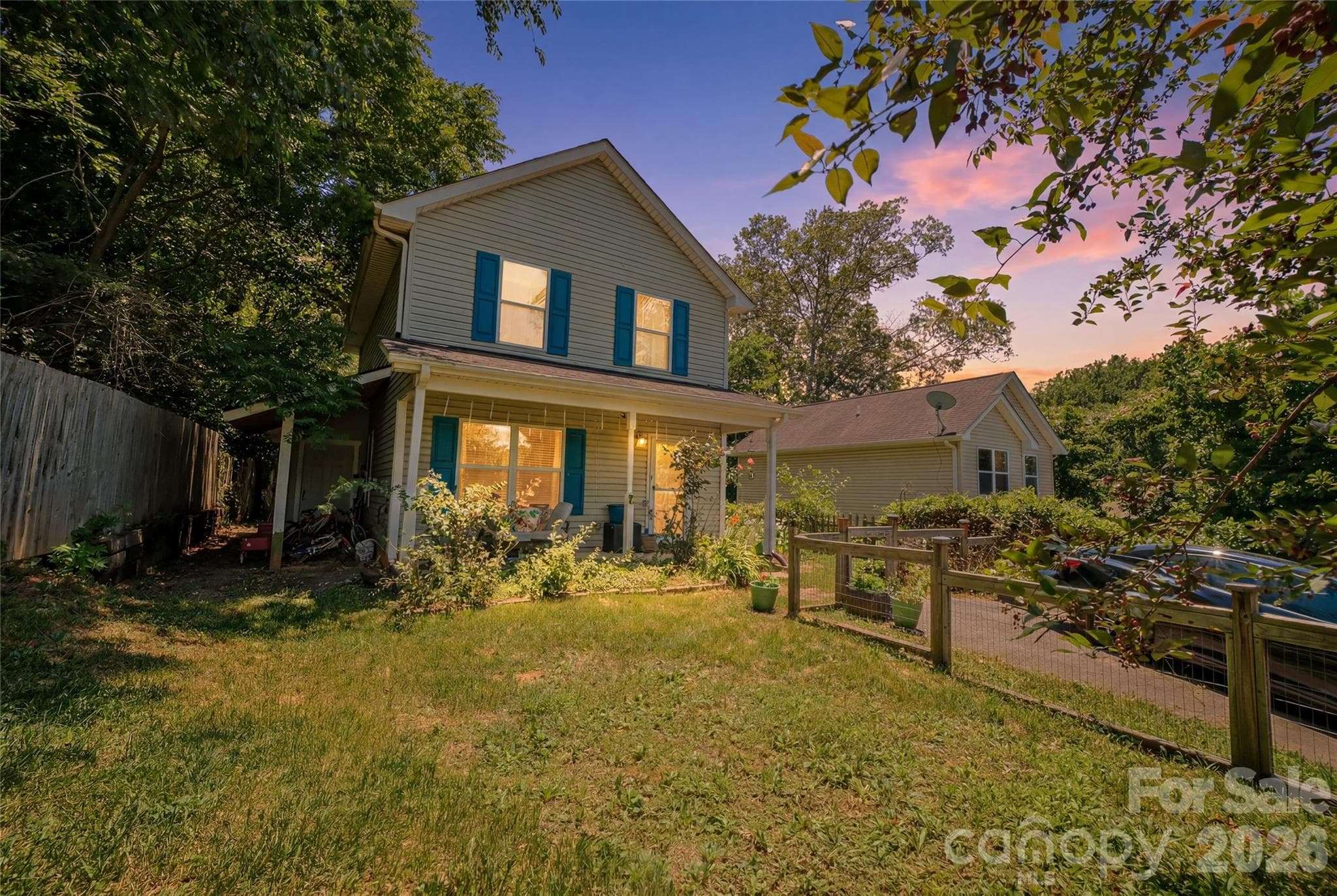 Single Family Residence at Asheville, photo 2 of 34