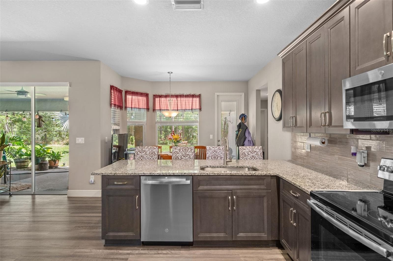 Single Family Residence at 15577 SAGO DR, BROOKSVILLE, photo 16 of 41