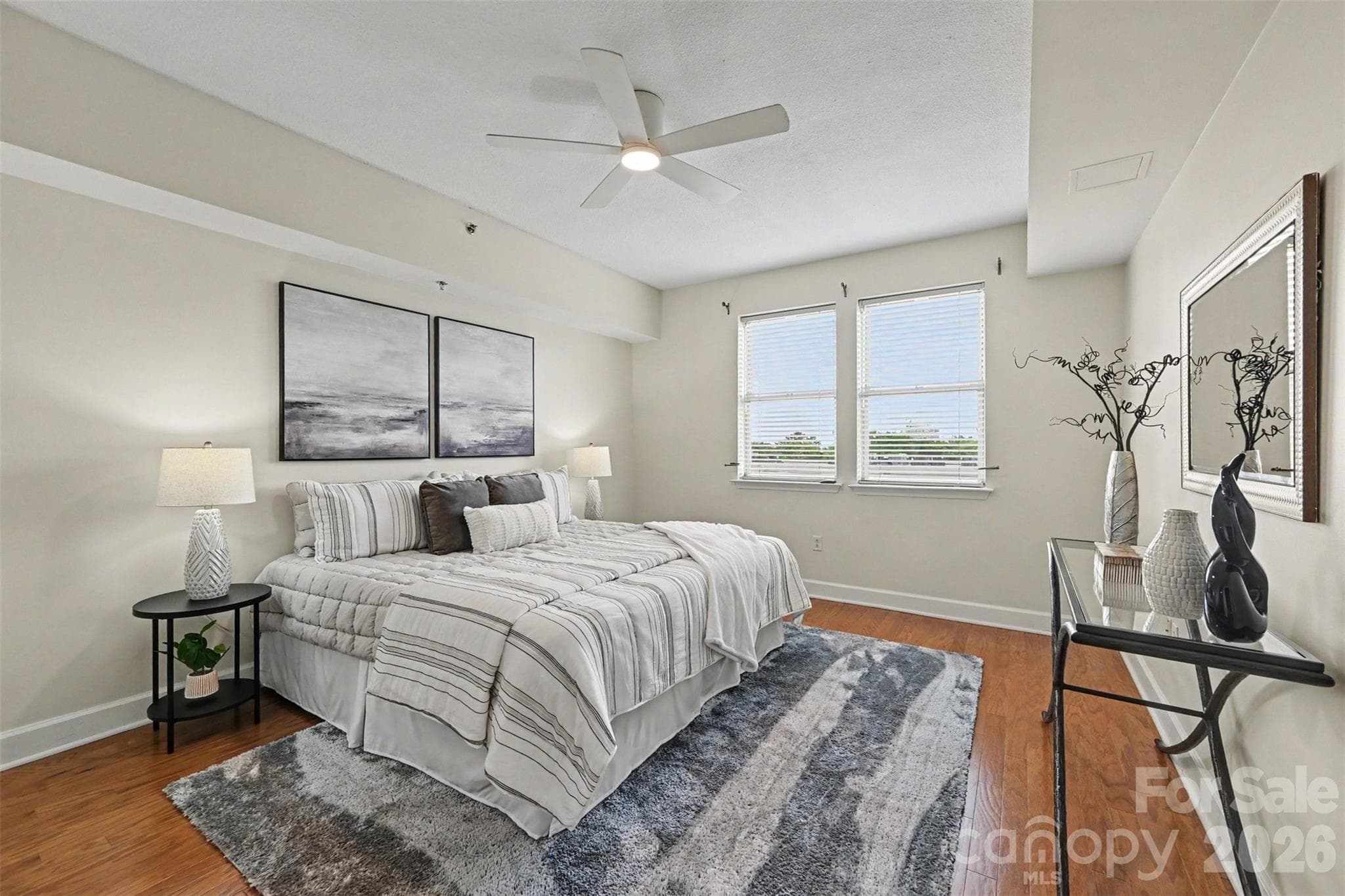 Condominium at 1315 East Boulevard, Charlotte, photo 11 of 27