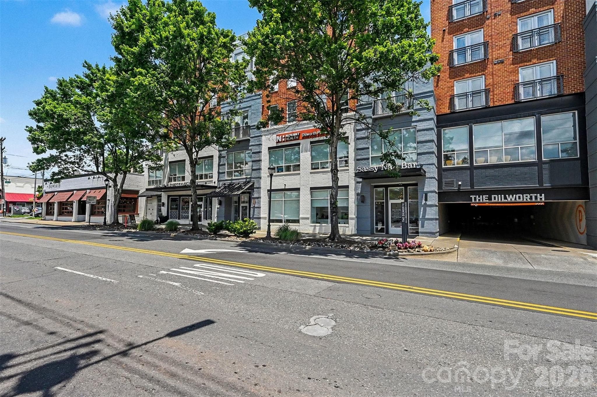 Condominium at 1315 East Boulevard, Charlotte, photo 23 of 27